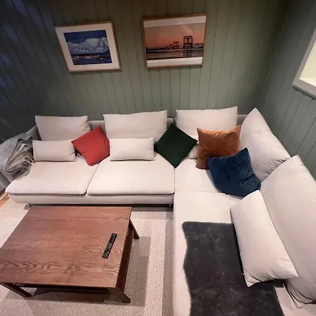 Charming Historic Home Your Ideal Tromso Getaway Exterior photo