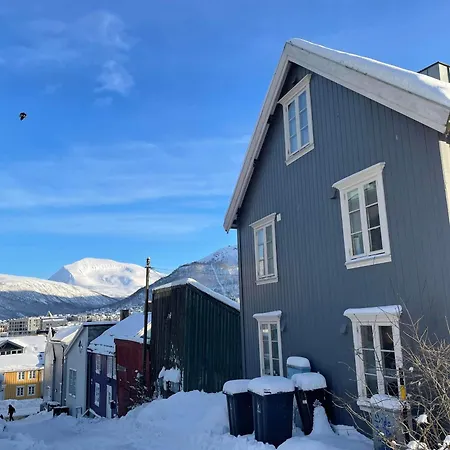 Charming Historic Home Your Ideal Tromso Getaway Exterior photo